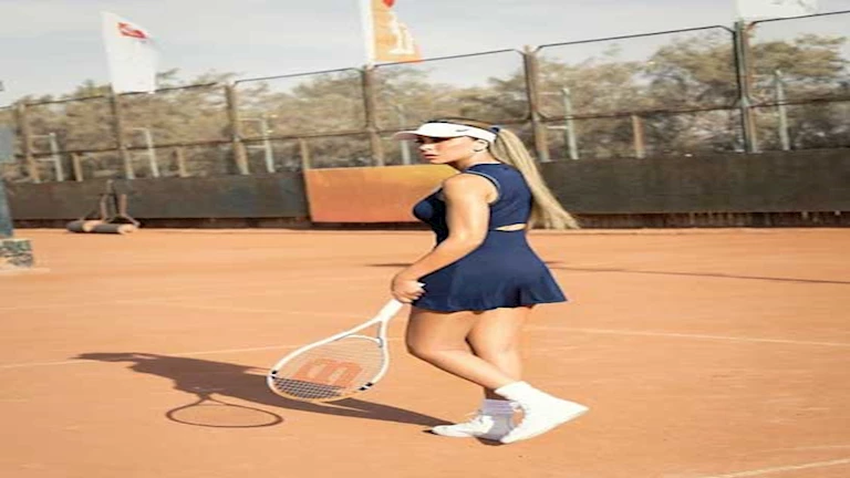 ريم مصطفى تشارك متابعيها صورًا جديدة وهي تمارس رياضة التنس