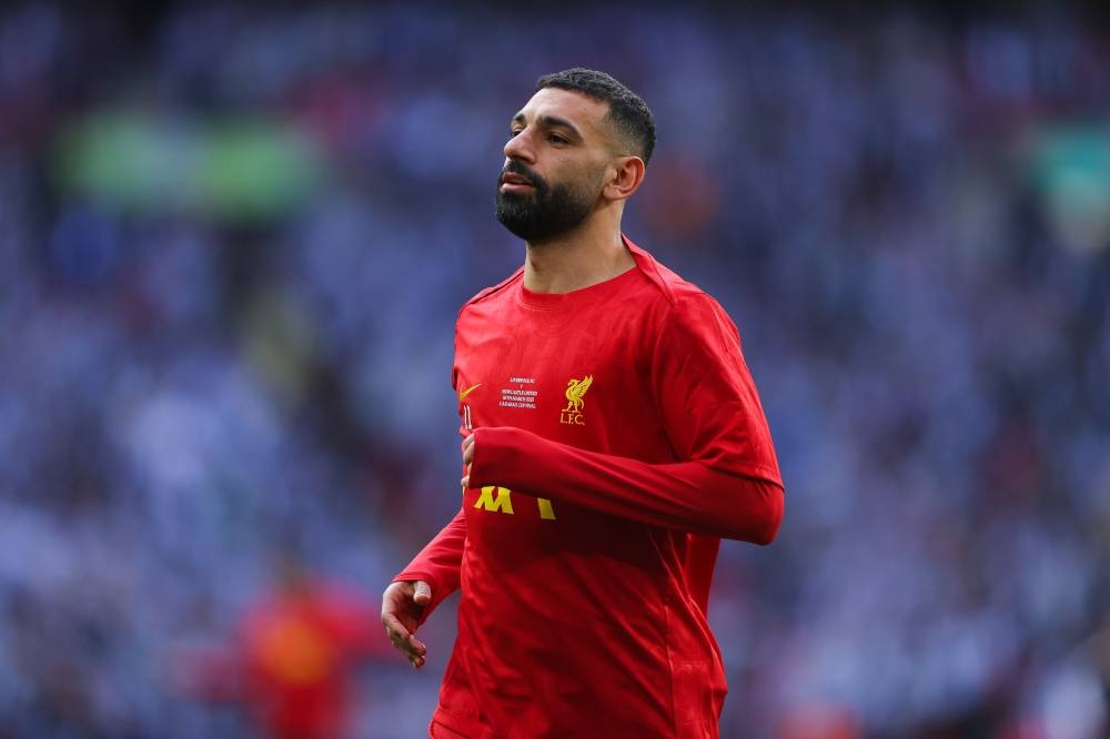 صحيفة بريطانية: صلاح لم يغلق باب الدوري السعودي