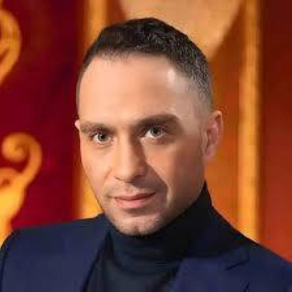 حسام حبيب يعلن ارتباطه بفتاة أردنية.. وعبارة «ضحية جديدة» تثير الجدل