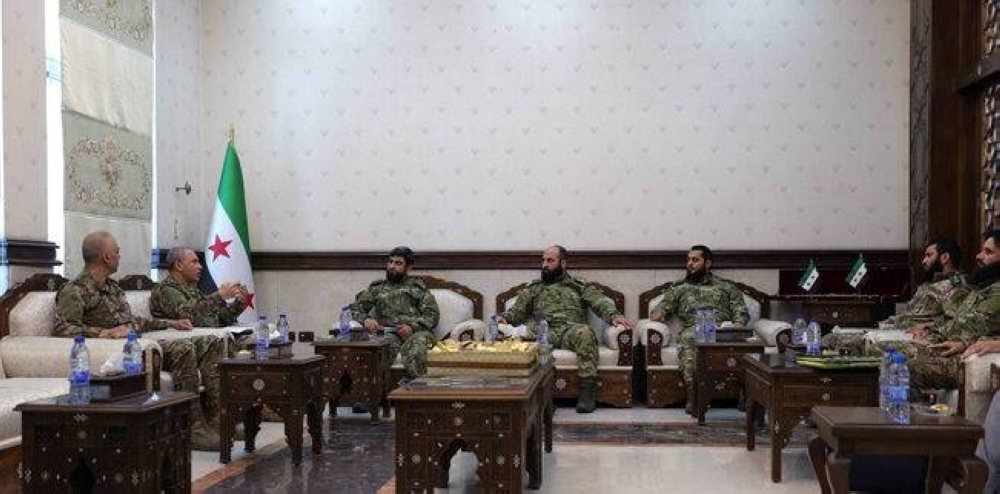 «الدفاع السورية»: اللقاء العسكري بين دمشق وبيروت لتطوير العمل المشترك
