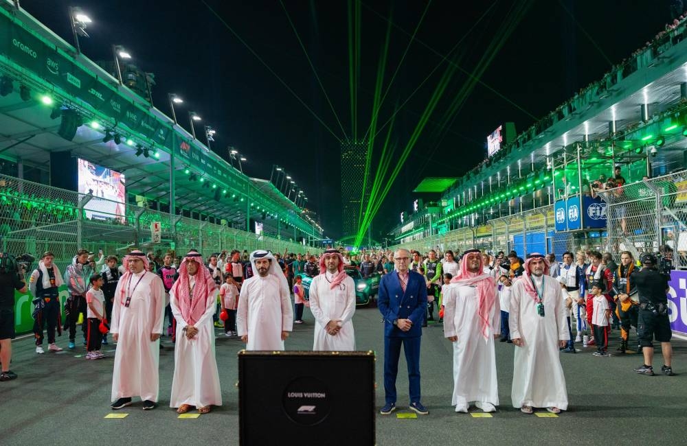 وزير الرياضة يحضر سباق جائزة السعودية الكبرى stc لـ«فورمولا1» 2025 في جدة