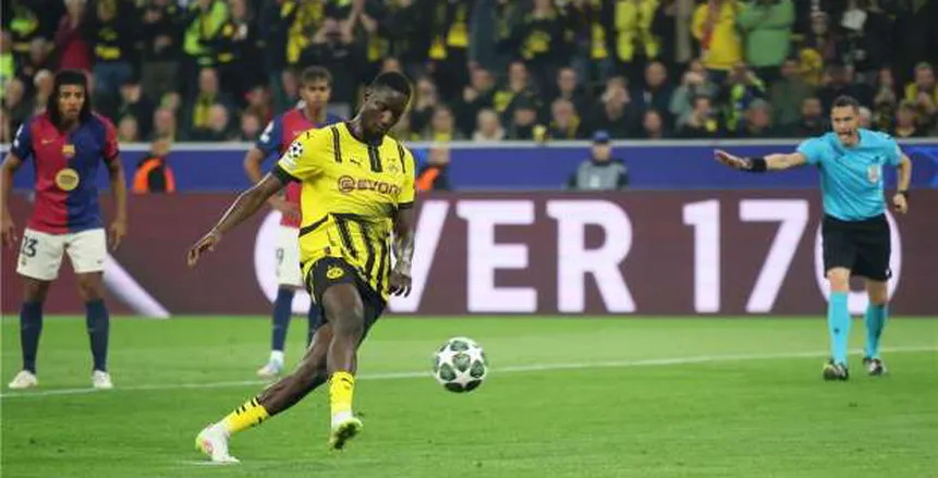 أهداف مباراة دورتموند وبرشلونة.. جيراسي يفتتح التسجيل في شباك تشيزني