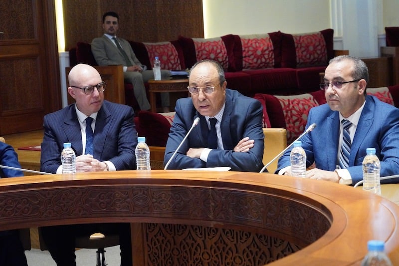 اعمارة يدعم “تحصين” الحق في التبليغ ويطالب بتدارك النقص في القضاة