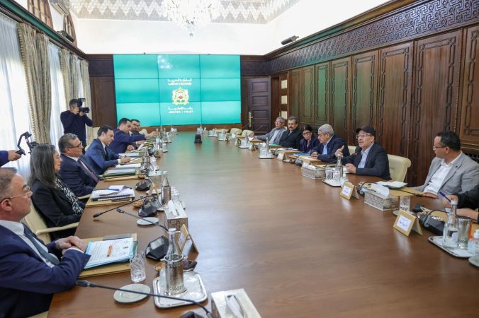 أخنوش يلتقي النقابات عشية عيد العمال