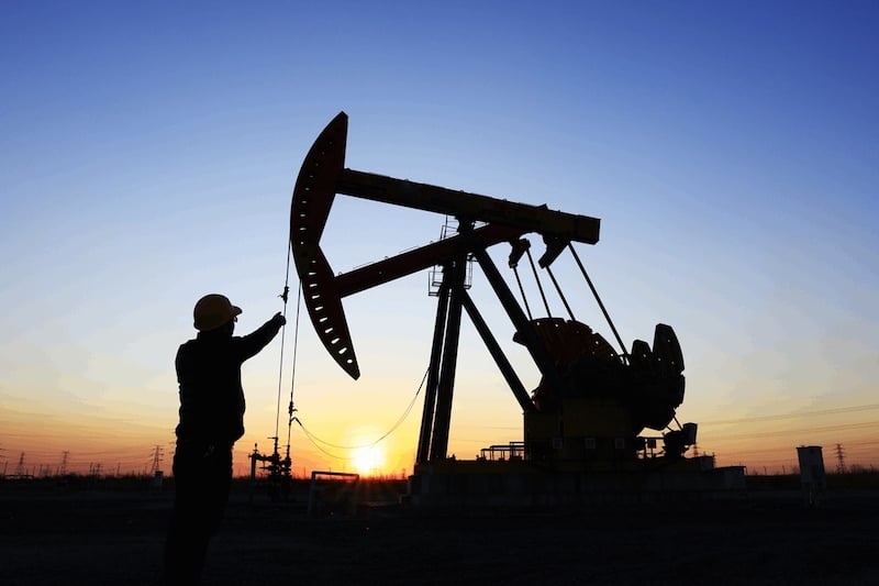 بنك أمريكي يتوقع انهيار أسعار النفط