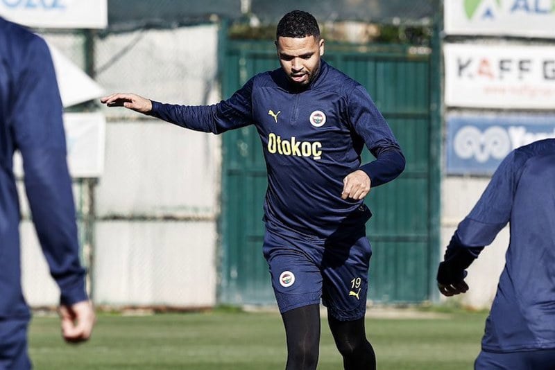 مورينيو: النصيري يتحسن في اللياقة