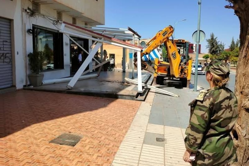 السلطة تواجه تعسف المقاهي بوجدة