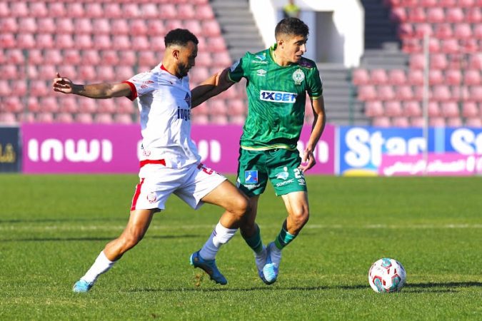 تحليل: « ديربي كازا » هذا العام دون حماسة كبيرة بعد تدني مستوى الفريقين