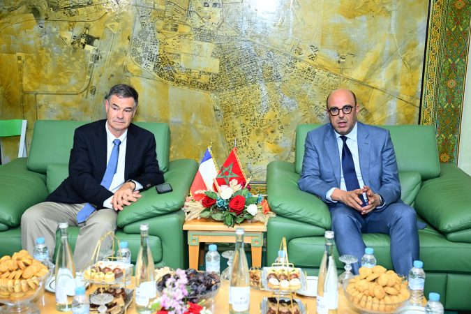 بمدينة العيون… رئيس مجلس المستشارين يستقبل رئيس مجلس الشيوخ الشيلي