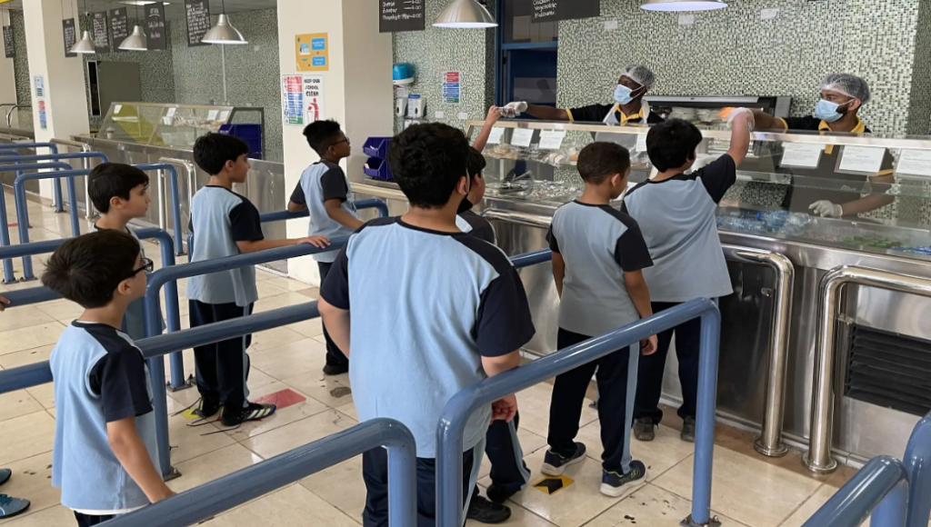 استبيان بنكهة التطوير.. مدارس تقيس جودة المقصف بآراء الطلبة وأولياء الأمور