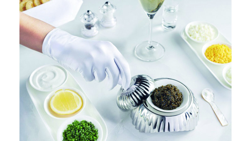 «طيران الإمارات» أكبر مشغّل لرحلات الدرجة الأولى عالمياً