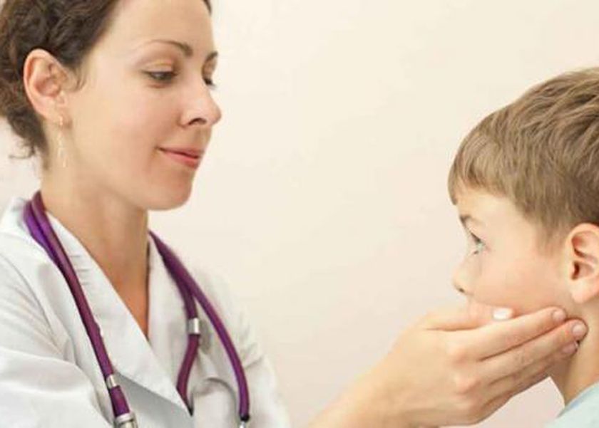 عادة بسيطة تحميك من مرض خطير.. لا تهمل تنظيف هذا المكان في جسمك