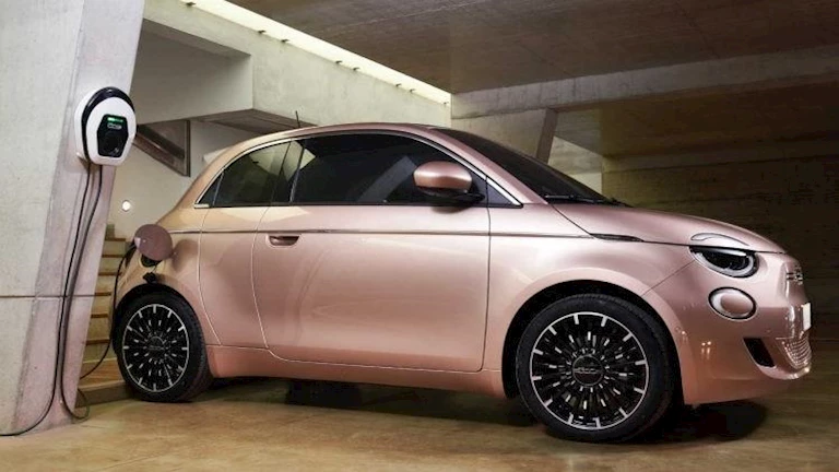 ما هي تقنية V2H التي قد تحول مستقبل السيارات والمنازل؟