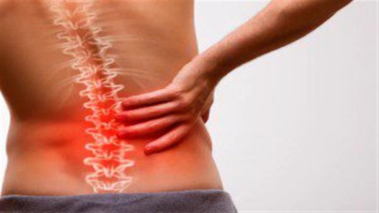 بعد إصابة خالد الصاوي.. أسباب الانزلاق الغضروفي – احذر هذه العلامات