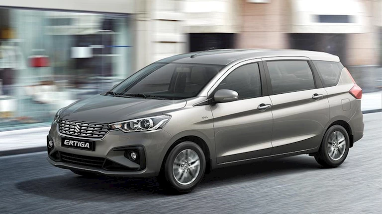 سوق المستعمل.. سيارة بـ7 مقاعد موديل حديث بـ650 ألف جنيه