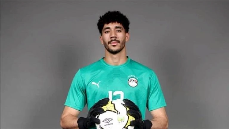 “في الثالثة فجرا بحضور مسؤول سابق”.. الأهلي يحصل على توقيع محمد سيحا