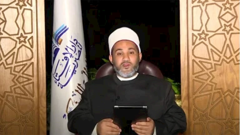 شاب: أنا مدمن عادة سرية وبتوب وبرجع؟.. أمين الفتوى يجيب