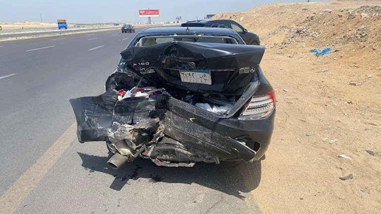 “قدر الله وماشاء فعل”.. نجم الأهلي السابق يتعرض لحادث سير