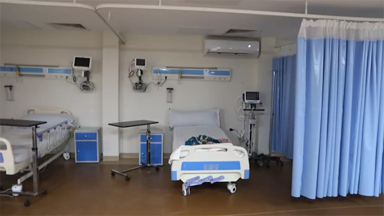 ما حكم طهارة المريض المحجوز بالعناية المركزة؟.. الإفتاء توضح