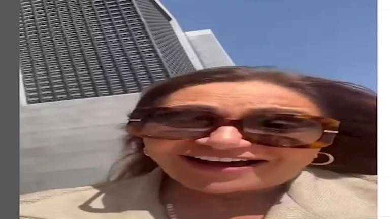 بالفيديو.. ليلى علوي تحتفل بتخرج ابنها خالد والجمهور يعلق