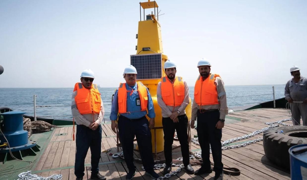 تشغيل أول عوامة ذكية لرصد مياه الخليج العربي