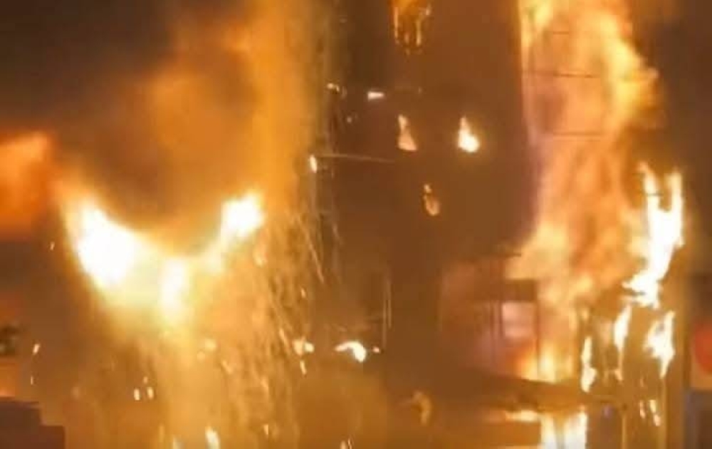 كارثة في مصر الجديدة.. أسطوانة غاز تحول مطعماً شهيراً إلى جحيم