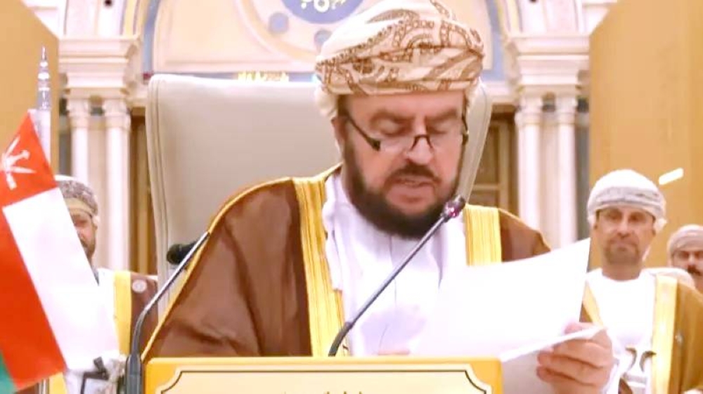 نائب رئيس الوزراء العماني: نأمل أن يؤدي نهج ترمب لحل الأزمة الفلسطينية