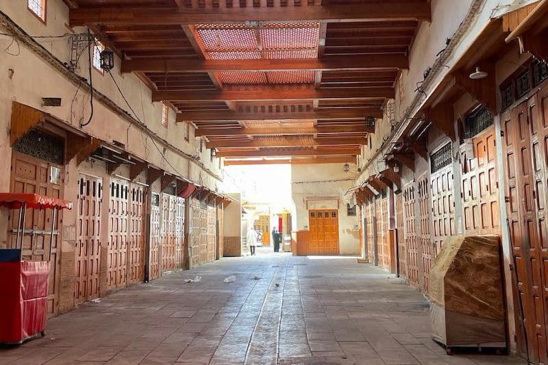 تجار المدينة العتيقة في تازة يطالبون بتجميد زيادات “الأكرية الوقفية”