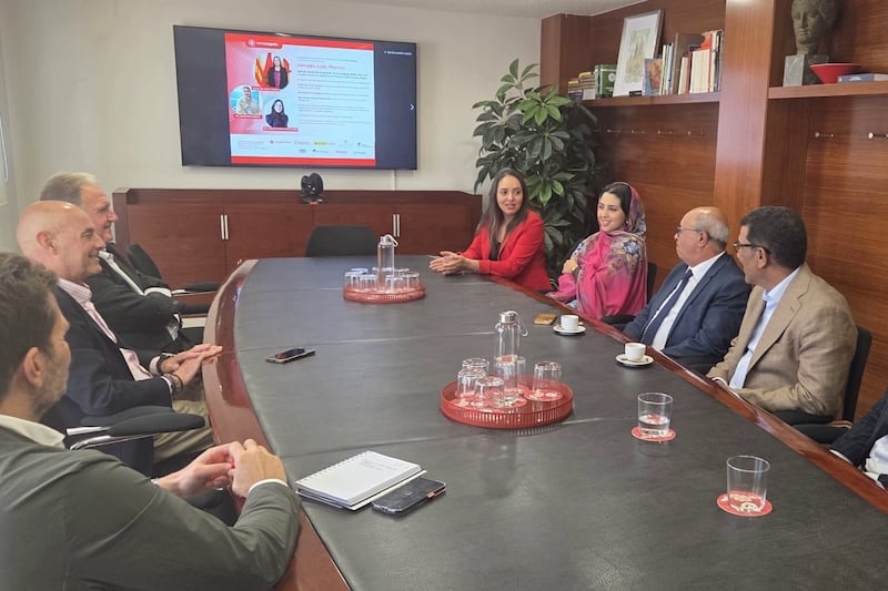 كتالونيا تتعرف على فرص الصحراء