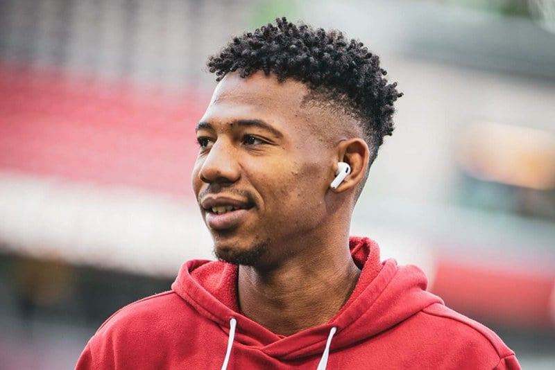 نادي “أفيرون” يشيد بأداء بن الطيب