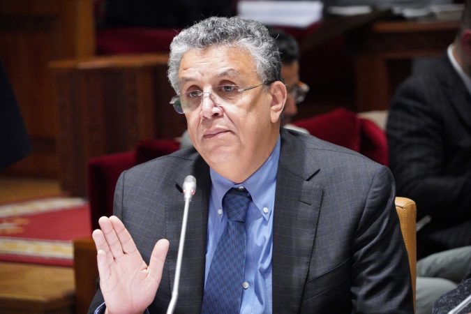 وهبي يقر بوجود معارضة كبيرة للقانون الجنائي ويؤكد أنه متشائم بعدم اعتماده