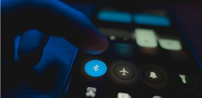 أوقف تشغيل البلوتوث في هاتفك عندما لا تستخدمه.. بياناتك في خطر