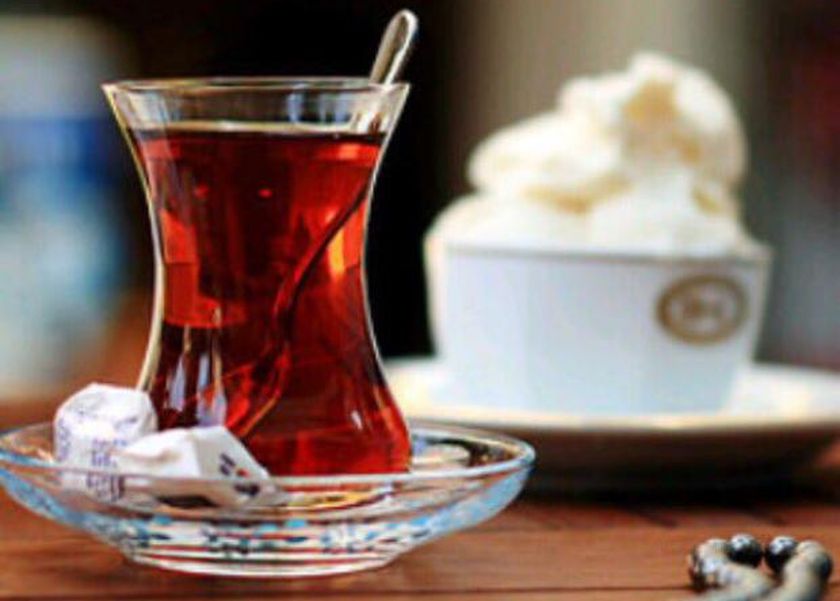 لا تشرب الشاي بعد اللحمة مباشرة.. عادة شائعة تدمر الحديد في جسمك