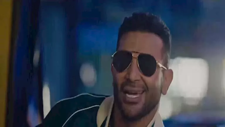 بالفيديو| أحمد سعد يقرأ القرأن داخل المسجد النبوي.. وحنان ترك: “اللهم