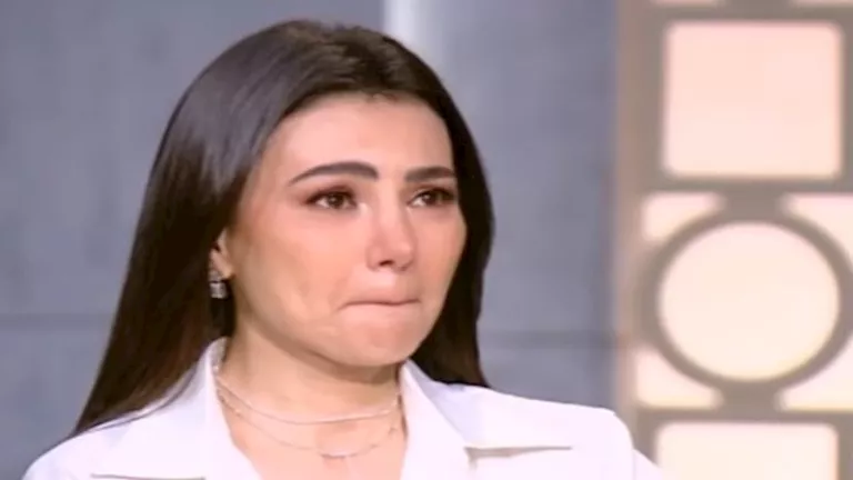 بـ”شورت قصير”.. أحدث جلسة تصوير جريئة لـ دينا فؤاد والجمهور يعلق