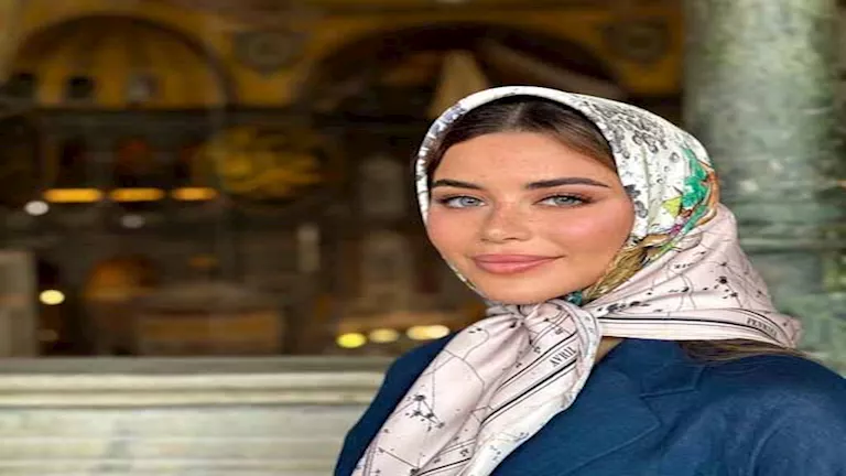 يارا السكري تظهر بالحجاب.. والجمهور :”ملكة جمال المحجبات”