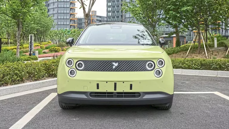 نيو الصينية تطلق فاير فلاي الجديدة لإشعال المنافسة مع هذه السيارة.. صو