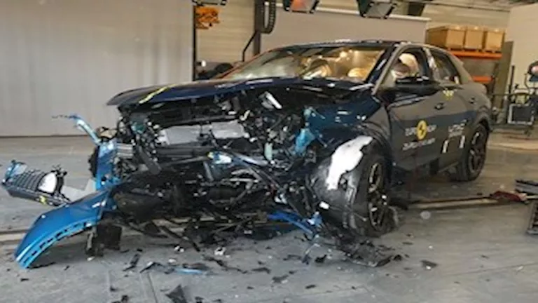 هل نجحت أغلى سيارات بيجو في مصر باختبارات الحوادث الأوروبية؟