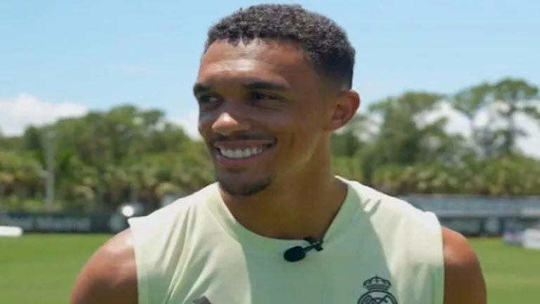 أرنولد يتحدث عن الفارق بين ليفربول وريال مدريد