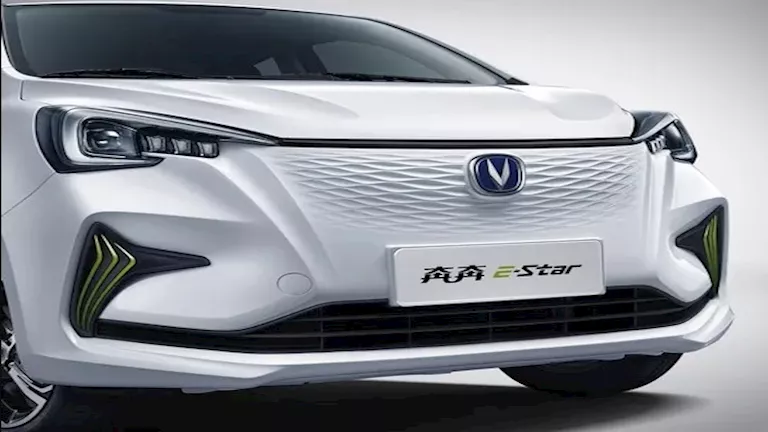 شانجان تصدم العالم بسيارة كهربائية تقطع 1500 كم دون حاجة للشحن