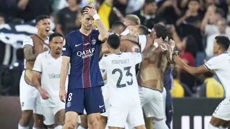 ضحية كأس العالم للأندية.. أول نادٍ يقيل مدربه بعد توديع البطولة