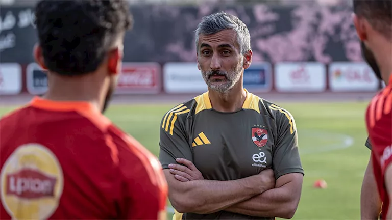 نجم الأهلي السابق: “ريبيرو لازم يفك شوية أكيد هو سعيد لكن مش مبين”