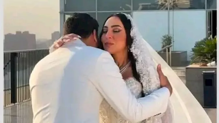 بوسي وريم البارودي ترقصان في حفل زفاف محمد شاهين ورشا الظنحاني (فيديو)