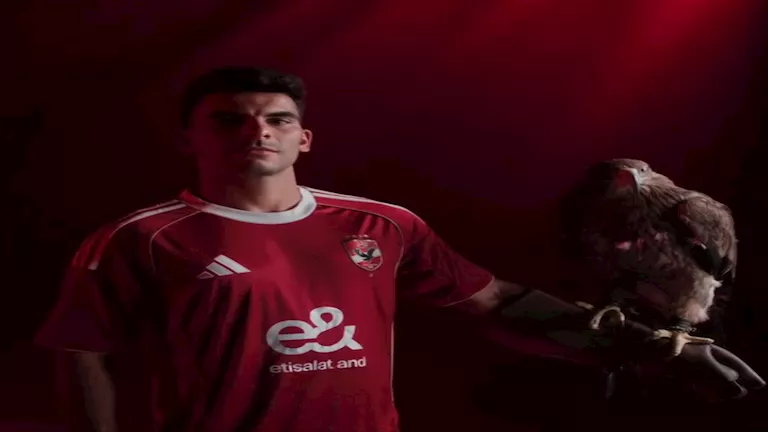 “عملتها قبلك”.. مانشستر يونايتد يعلق على تقديم زيزو لاعبا للأهلي