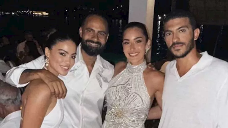 أمينة خليل تقيم حفل زفاف جديدا باليونان (صورة)