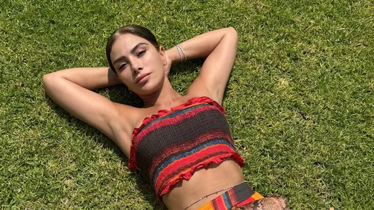 بالصور | صبا مبارك تخطف الأنظار بإطلالة جريئة.. وهنا شيحة تعلق