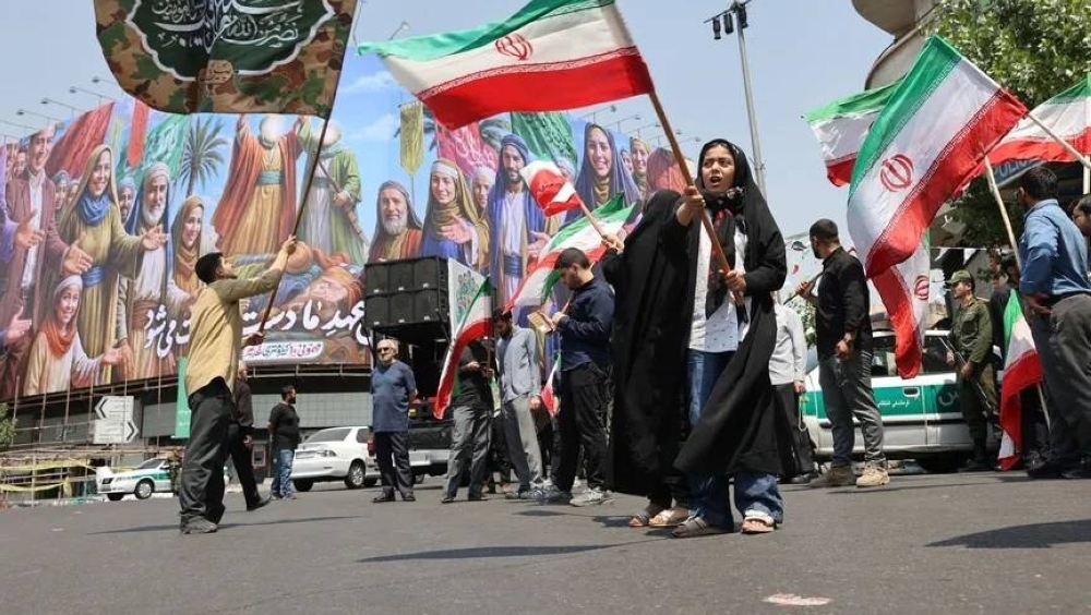 إسرائيل تغلق سفاراتها في العالم وتنصح رعاياها بإخفاء جنسياتهم