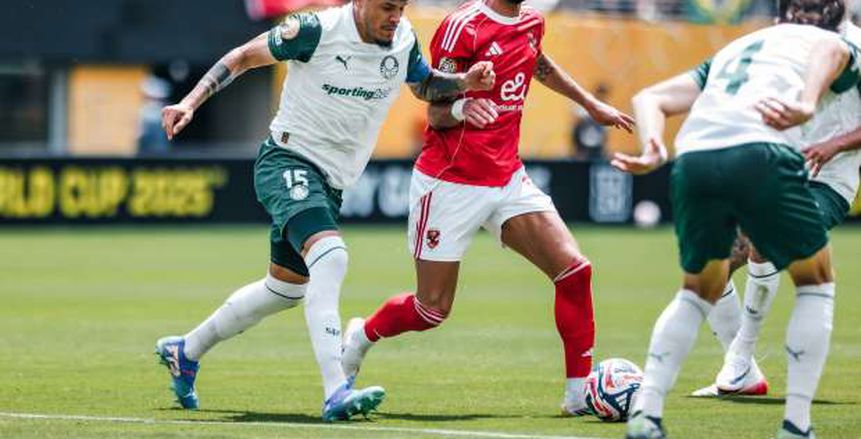 فيفا يحسم جدل إلغاء طرد لاعب بالميراس أمام الأهلي.. هل أخطأ الحكم؟