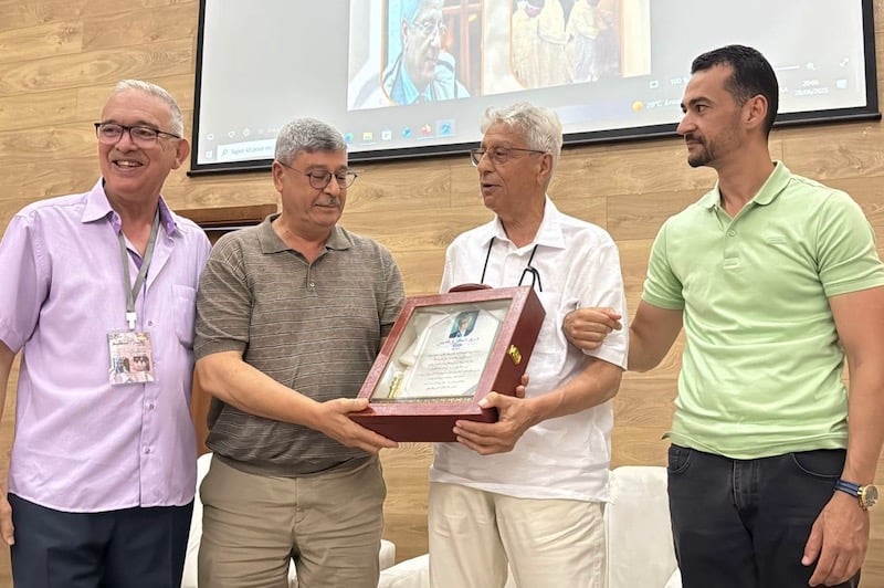 المجتمع المدني يُكرم بوجيدة بالناظور