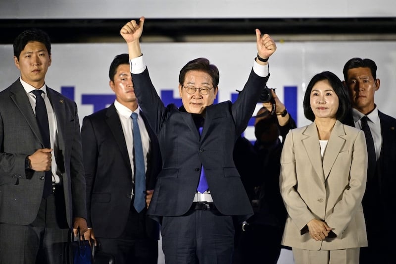 ميونغ يفوز باقتراع الرئاسة الكورية